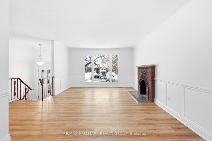 Photo 6 at 145 Larkin Drive, Nepean (Pheasant Run), Ottawa