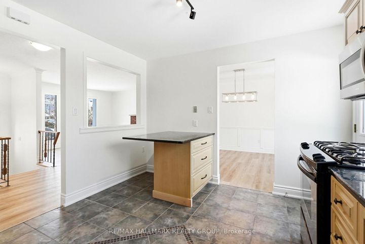 Photo 13 at 145 Larkin Drive, Nepean (Pheasant Run), Ottawa