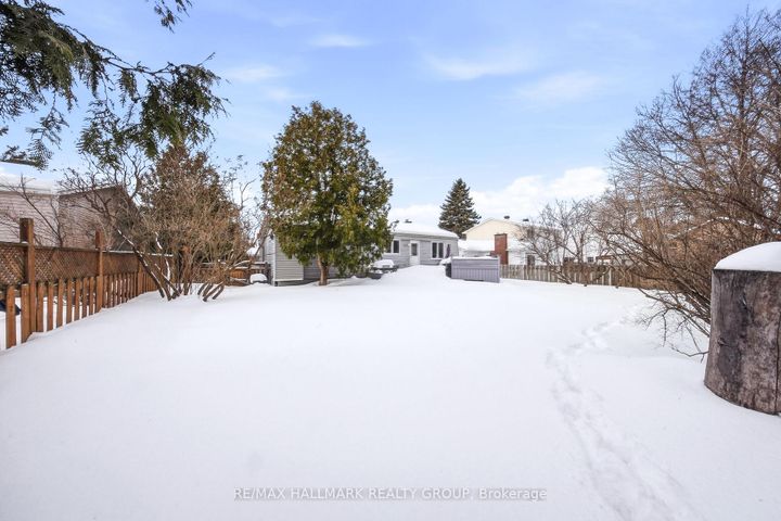 Photo 31 at 145 Larkin Drive, Nepean (Pheasant Run), Ottawa