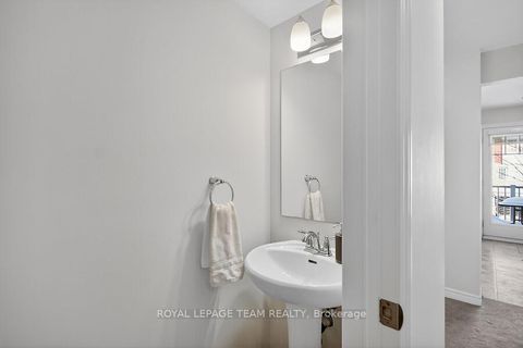 Photo 6 at 126 Grenadine Street, Stittsville (North), Stittsville