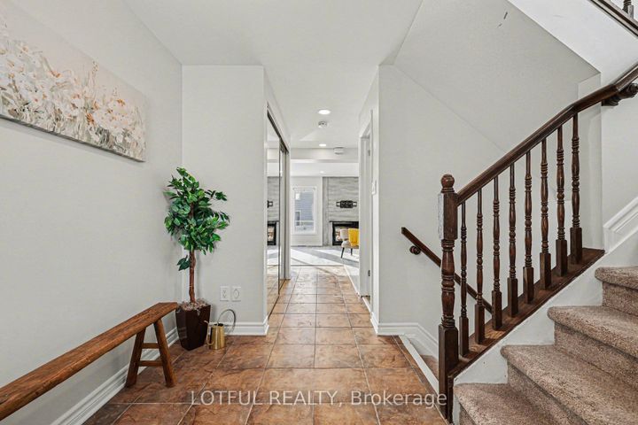 Photo 3 at 513 Paul Metivier Drive, Nepean (Strandherd), Ottawa