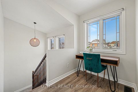 Photo 13 at 513 Paul Metivier Drive, Nepean (Strandherd), Ottawa