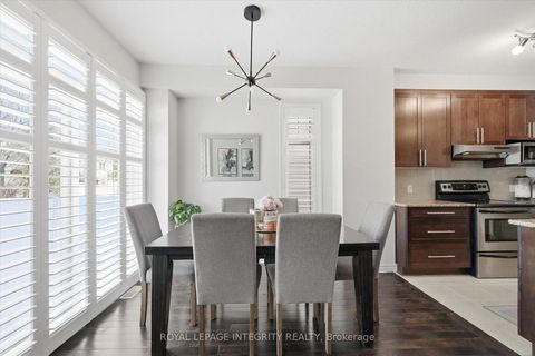 Photo 10 at 418 Rochefort Circle, Avalon West, Orleans