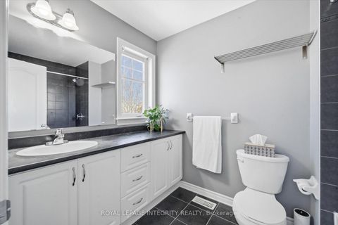 Photo 19 at 418 Rochefort Circle, Avalon West, Orleans