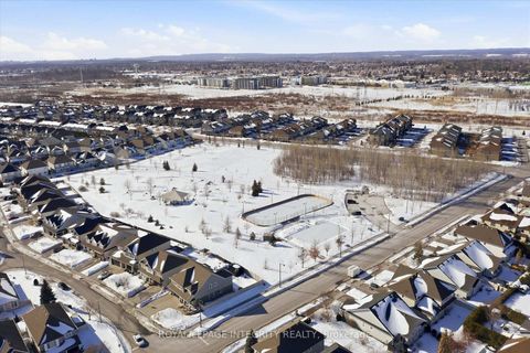 Photo 36 at 418 Rochefort Circle, Avalon West, Orleans