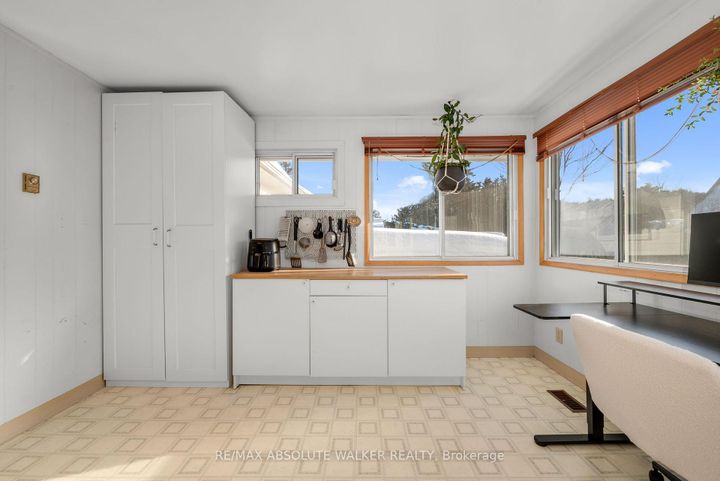 Photo 13 at 19 Lambert Drive, Nepean (Sheahan Estates/Trend Village), Ottawa