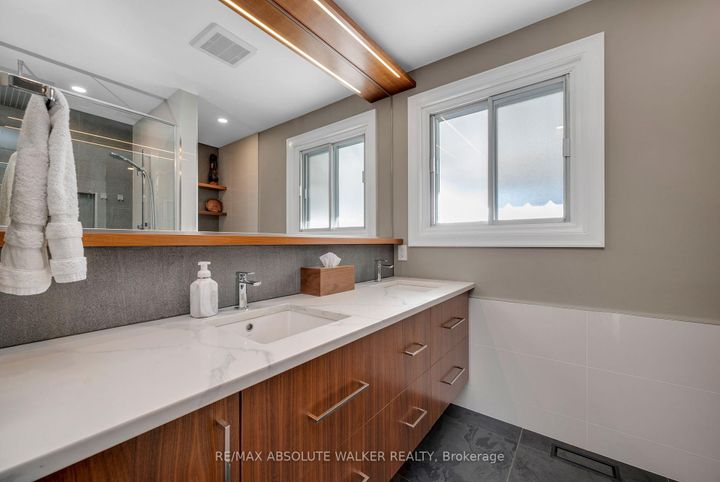 Photo 19 at 19 Lambert Drive, Nepean (Sheahan Estates/Trend Village), Ottawa