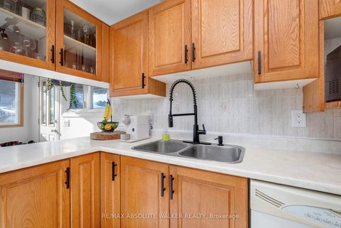 Photo 12 at 19 Lambert Drive, Nepean (Sheahan Estates/Trend Village), Ottawa