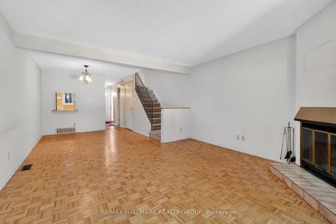 Photo 9 at D - 116 Valley Stream Drive, Nepean (Leslie Park), Ottawa