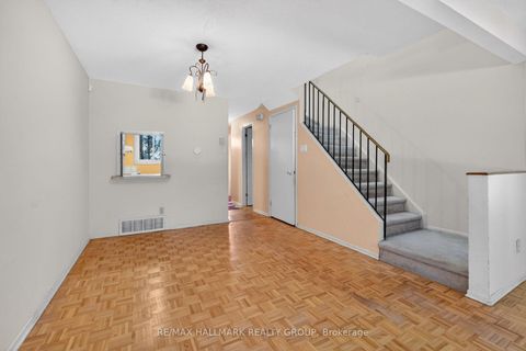 Photo 14 at D - 116 Valley Stream Drive, Nepean (Leslie Park), Ottawa