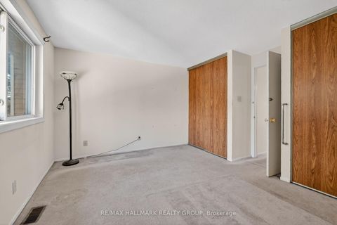Photo 27 at D - 116 Valley Stream Drive, Nepean (Leslie Park), Ottawa