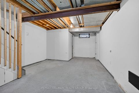 Photo 39 at D - 116 Valley Stream Drive, Nepean (Leslie Park), Ottawa