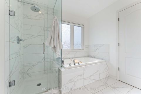 Photo 30 at 359 Melodie Street, Mer Bleue/Bradley Estates/Anderson Park, Orleans