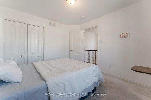 Photo 37 at 359 Melodie Street, Mer Bleue/Bradley Estates/Anderson Park, Orleans