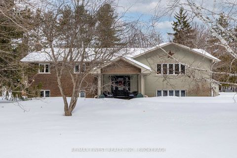 Photo 2 at 2518 Rideau Ferry Road, Drummond/North Elmsley (North Elmsley) Twp, Drummond/North Elmsley