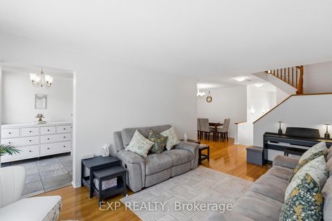 Photo 7 at 92 Stonebriar Drive, Nepean (Centrepointe), Ottawa