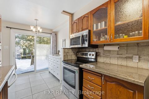 Photo 11 at 92 Stonebriar Drive, Nepean (Centrepointe), Ottawa