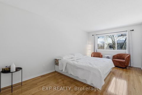 Photo 18 at 92 Stonebriar Drive, Nepean (Centrepointe), Ottawa