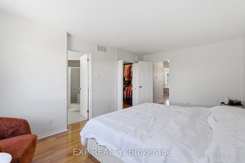 Photo 19 at 92 Stonebriar Drive, Nepean (Centrepointe), Ottawa