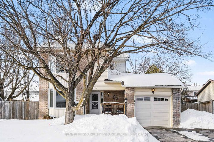 Photo 0 at 4 Bartley Crescent, Nepean (On the Green), Ottawa