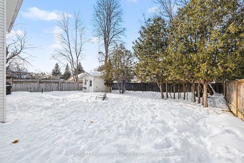 Photo 19 at 4 Bartley Crescent, Nepean (On the Green), Ottawa