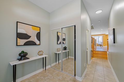 Photo 3 at 313 GLENBRAE Avenue, Morgan's Grant/South March, Kanata