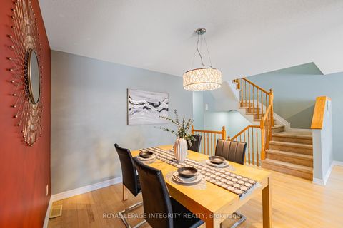 Photo 6 at 313 GLENBRAE Avenue, Morgan's Grant/South March, Kanata