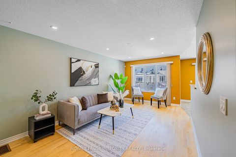 Photo 8 at 313 GLENBRAE Avenue, Morgan's Grant/South March, Kanata