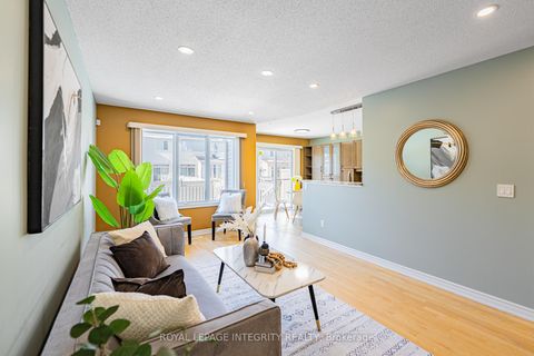 Photo 9 at 313 GLENBRAE Avenue, Morgan's Grant/South March, Kanata