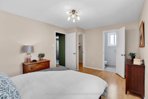 Photo 11 at 88 Homestead Street, Nepean (Borden Farm/Stewart Farm/Carleton Heights/Parkwood Hills), Ottawa