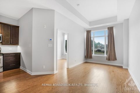 Photo 14 at 109 - 310 Centrum Boulevard, Bilberry Creek/Queenswood Heights, Orleans