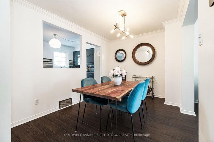 Photo 9 at 309 Kintyre Private, Nepean (Carleton Square), Ottawa