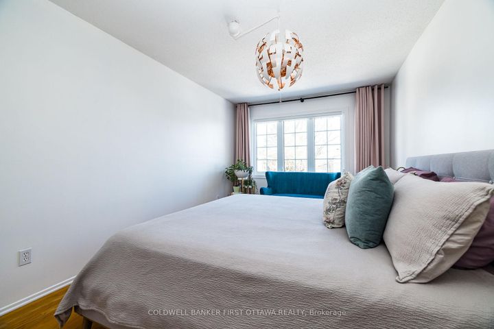 Photo 26 at 309 Kintyre Private, Nepean (Carleton Square), Ottawa
