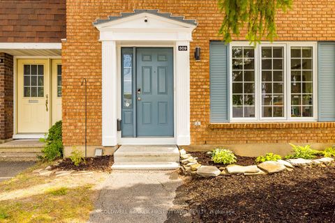 Photo 2 at 309 Kintyre Private, Nepean (Carleton Square), Ottawa