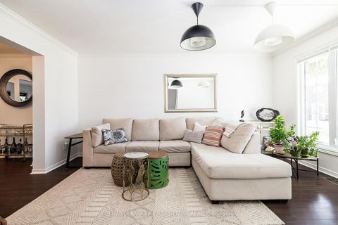 Photo 5 at 309 Kintyre Private, Nepean (Carleton Square), Ottawa