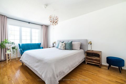 Photo 25 at 309 Kintyre Private, Nepean (Carleton Square), Ottawa