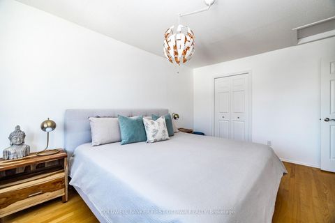 Photo 27 at 309 Kintyre Private, Nepean (Carleton Square), Ottawa