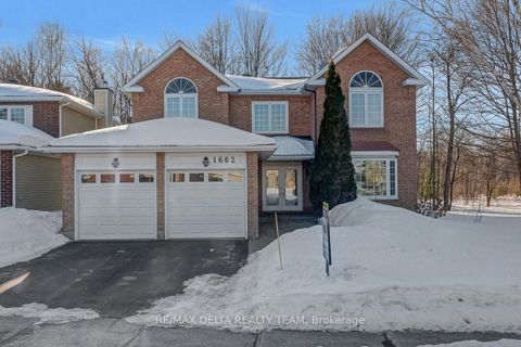 Photo 0 at 1662 Hunters Run Drive W, Chapel Hill, Orleans