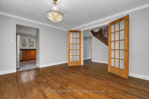 Photo 9 at 1662 Hunters Run Drive W, Chapel Hill, Orleans