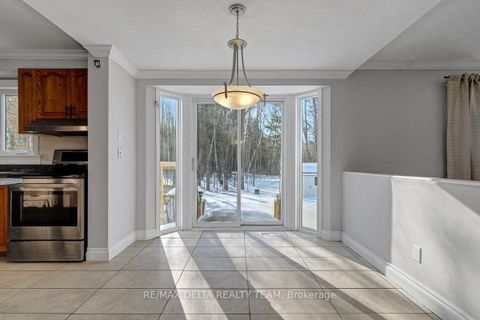 Photo 10 at 1662 Hunters Run Drive W, Chapel Hill, Orleans