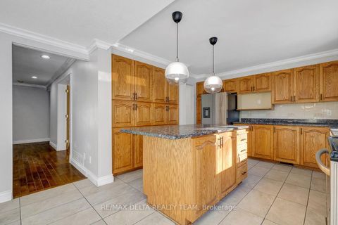 Photo 17 at 1662 Hunters Run Drive W, Chapel Hill, Orleans