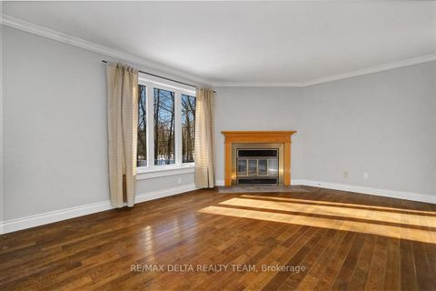 Photo 19 at 1662 Hunters Run Drive W, Chapel Hill, Orleans