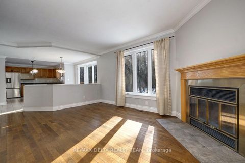 Photo 21 at 1662 Hunters Run Drive W, Chapel Hill, Orleans