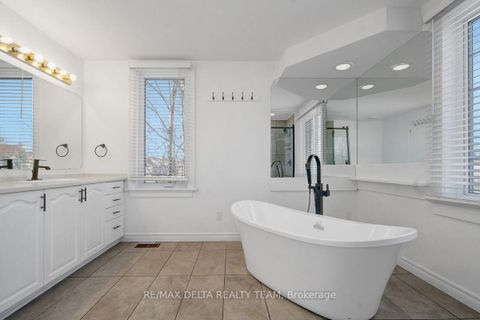 Photo 32 at 1662 Hunters Run Drive W, Chapel Hill, Orleans