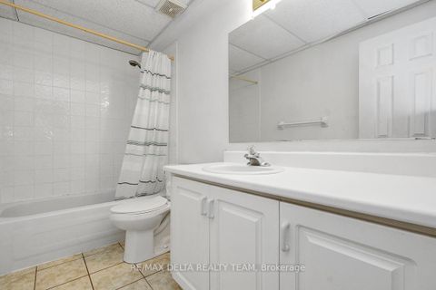 Photo 41 at 1662 Hunters Run Drive W, Chapel Hill, Orleans