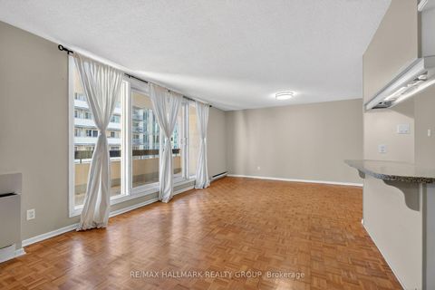 Photo 10 at 705 - 141 Somerset Street W, Ottawa Centre/Golden Triangle, Ottawa Centre