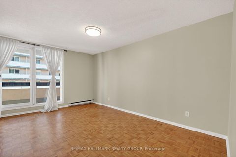 Photo 16 at 705 - 141 Somerset Street W, Ottawa Centre/Golden Triangle, Ottawa Centre