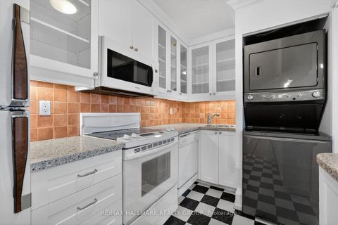 Photo 24 at 705 - 141 Somerset Street W, Ottawa Centre/Golden Triangle, Ottawa Centre