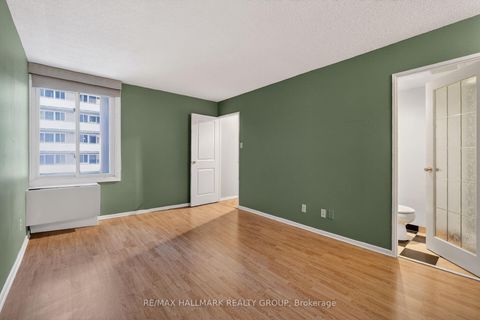 Photo 37 at 705 - 141 Somerset Street W, Ottawa Centre/Golden Triangle, Ottawa Centre