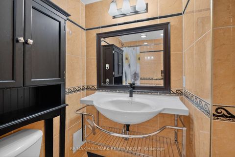 Photo 43 at 705 - 141 Somerset Street W, Ottawa Centre/Golden Triangle, Ottawa Centre